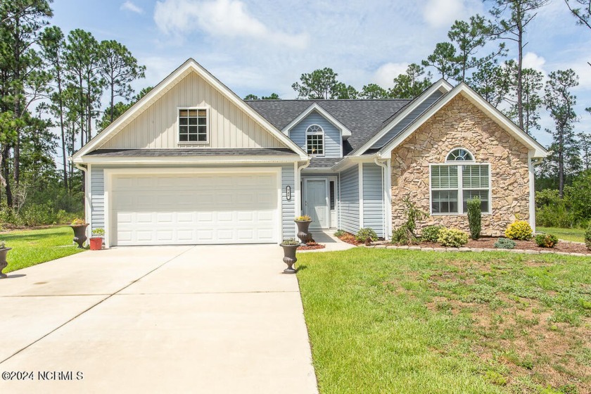 No need to wait for a new home with this 3 year old beauty on .a - Beach Home for sale in Calabash, North Carolina on Beachhouse.com