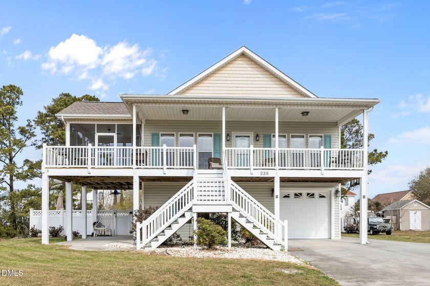 Whether you're looking for a forever home or a beach home away - Beach Home for sale in Newport, North Carolina on Beachhouse.com