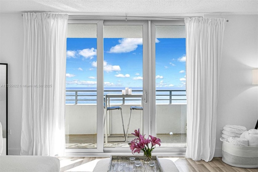 Upon entering, this 10th-floor property welcomes you with direct - Beach Condo for sale in Miami Beach, Florida on Beachhouse.com