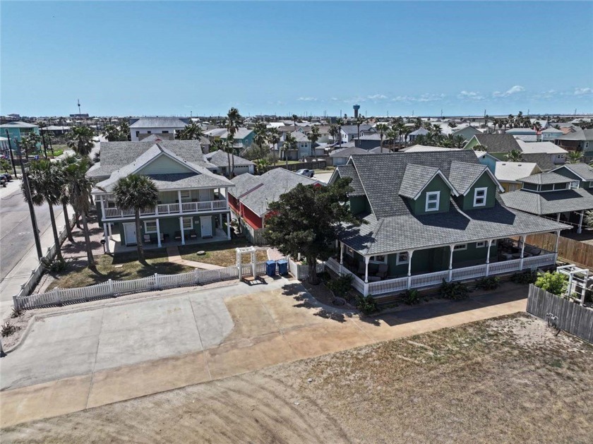 Positioned just off Eleventh Street in Port A, this compound is - Beach Home for sale in Port Aransas, Texas on Beachhouse.com