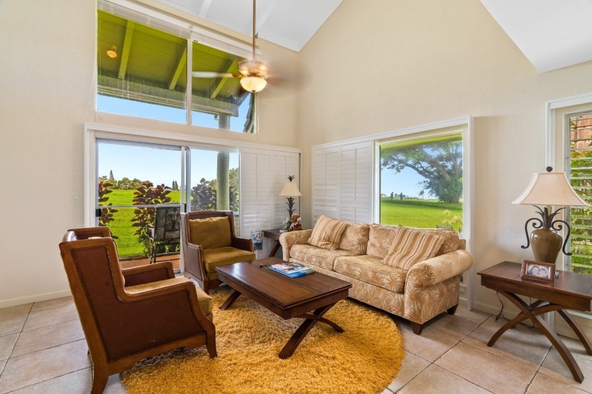 A very rare end unit with ocean views located on the golf course - Beach Condo for sale in Princeville, Hawaii on Beachhouse.com