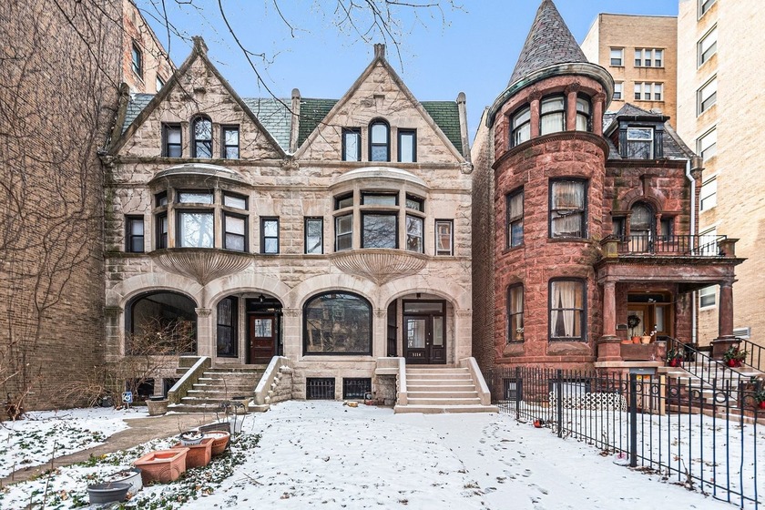 Welcome to this stately Greystone row house in Chicago's - Beach Home for sale in Chicago, Illinois on Beachhouse.com