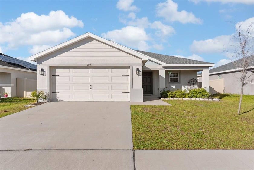 Welcome to this beautifully maintained 3-bedroom, 2-bath - Beach Home for sale in Ruskin, Florida on Beachhouse.com