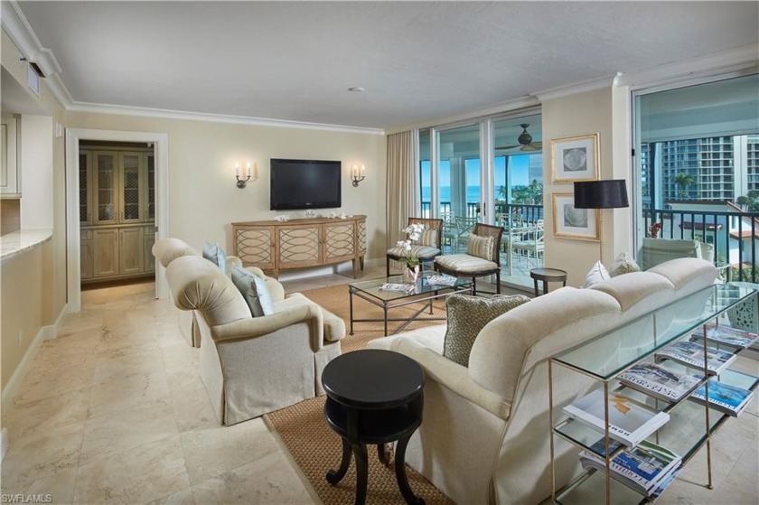 PROFESSIONALLY DESIGNED AND RENOVATED with uncompromising - Beach Condo for sale in Naples, Florida on Beachhouse.com
