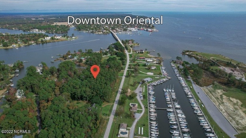 No HOA - No Restrictive Covenants!  610 Oriental Road is lot #2 - Beach Lot for sale in Oriental, North Carolina on Beachhouse.com