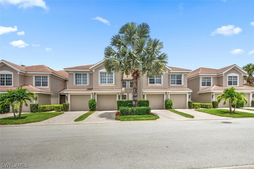 This second floor carriage home boost over 1700 sq. ft with - Beach Condo for sale in Fort Myers, Florida on Beachhouse.com