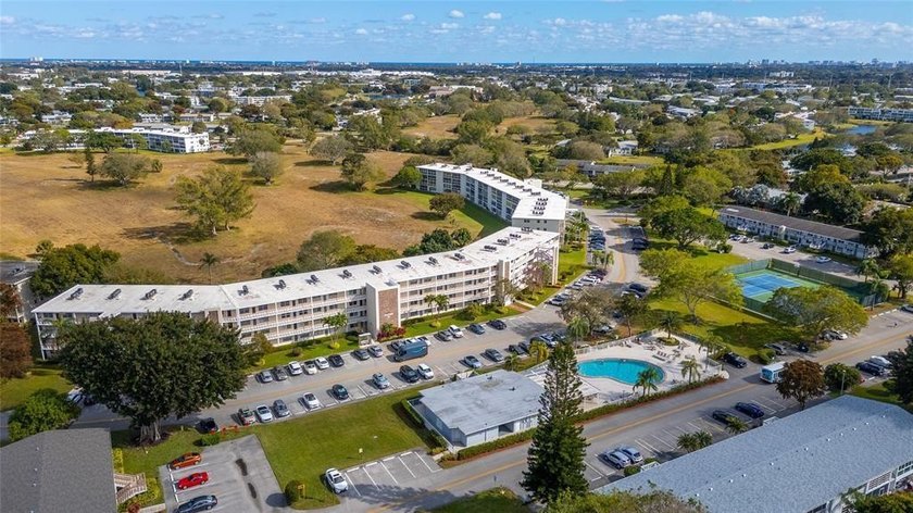 NEW ROOF, GREAT FINANCIALS. Ideally located just steps from the - Beach Condo for sale in Deerfield Beach, Florida on Beachhouse.com