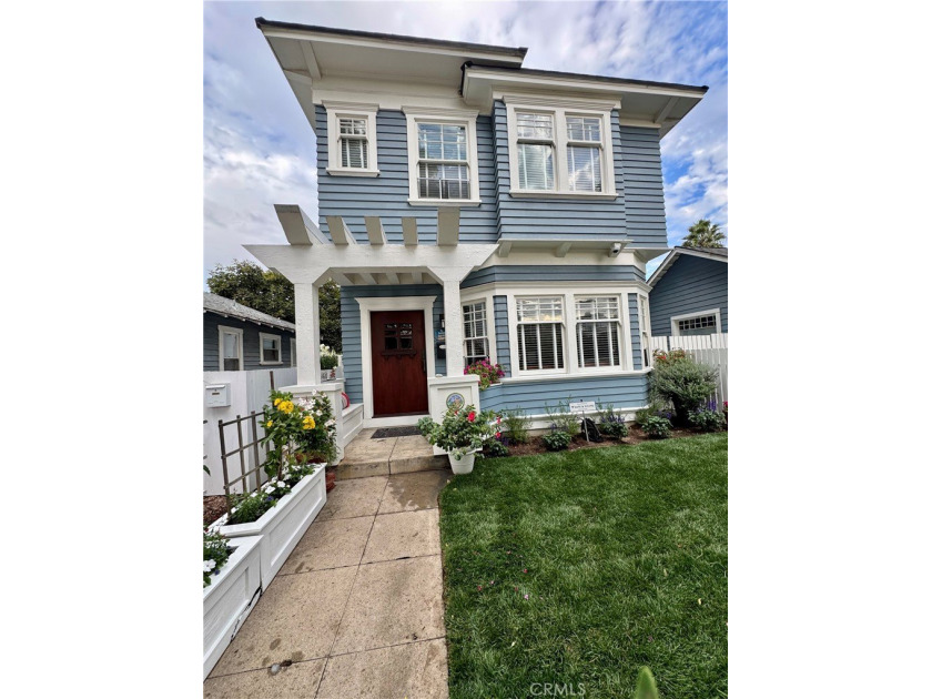 Here's your chance to own a remarkable piece of Redondo Beach - Beach Townhome/Townhouse for sale in Redondo Beach, California on Beachhouse.com