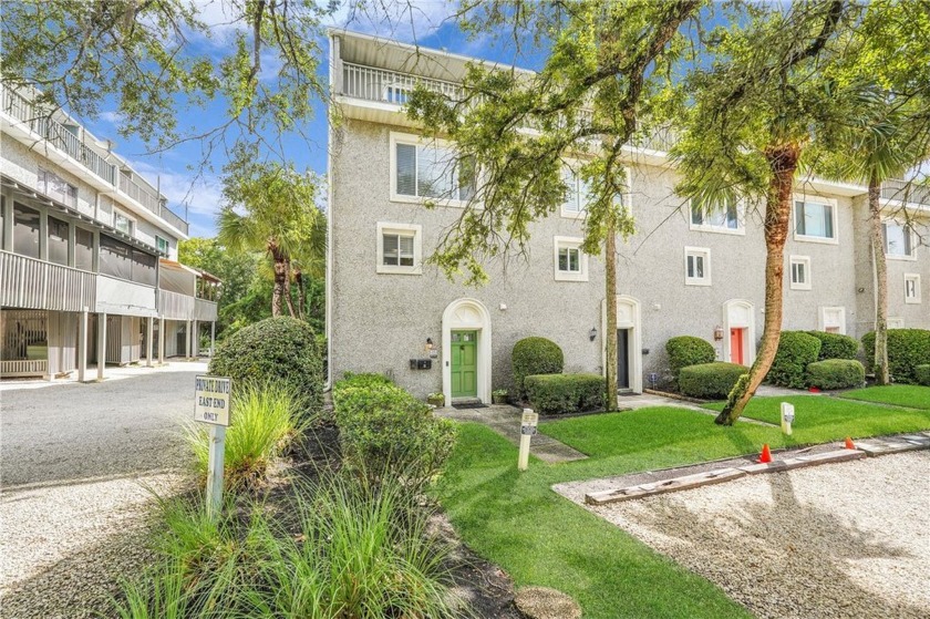 One the best kept secrets on the island!  Welcome to East End - Beach Condo for sale in Saint Simons, Georgia on Beachhouse.com