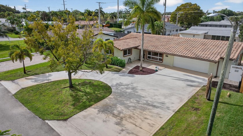 Welcome to this inviting home located on a quiet street in one - Beach Home for sale in Fort Lauderdale, Florida on Beachhouse.com