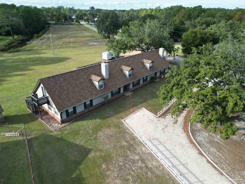 OPEN HOUSE-JAN 12, 2025, 10AM-NOON.  LARGE FAMILIES AND - Beach Home for sale in Pensacola, Florida on Beachhouse.com