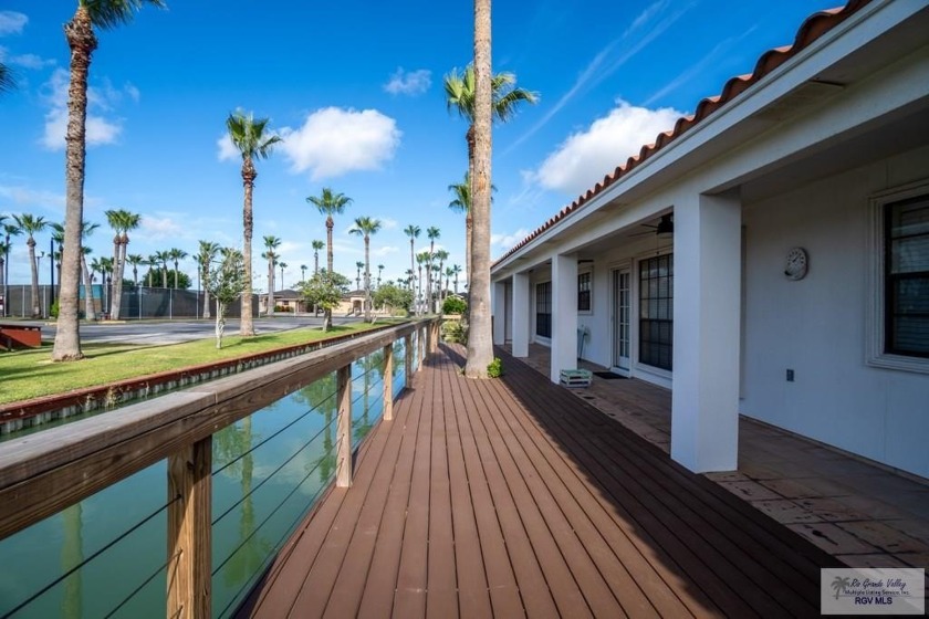 This beautiful home is sitting on 2 lots in a lovely 55+ - Beach Home for sale in Brownsville, Texas on Beachhouse.com