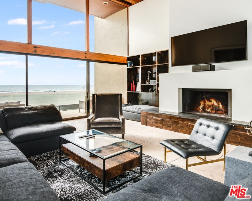 Designed by world-renowned architect Ray Kappe, AIA, this - Beach Condo for sale in Marina Del Rey, California on Beachhouse.com