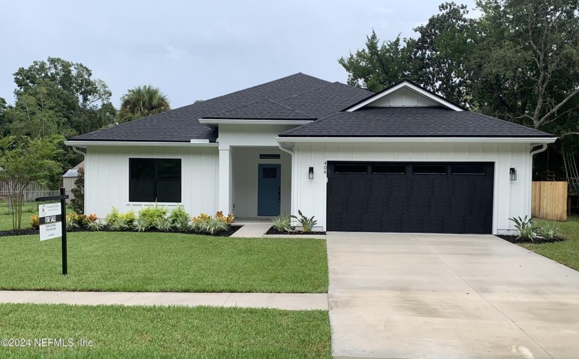 STUNNING NEW CONSTRUCTION IN SAINT AUGUSTINE SHORES GOLF - Beach Home for sale in St. Augustine Shores, Florida on Beachhouse.com