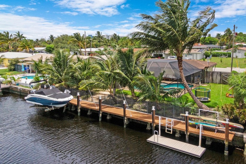 SELLER IS OFFERING A $15,000 CREDIT TOWARDS BUYER'S CLOSING - Beach Home for sale in Pompano Beach, Florida on Beachhouse.com