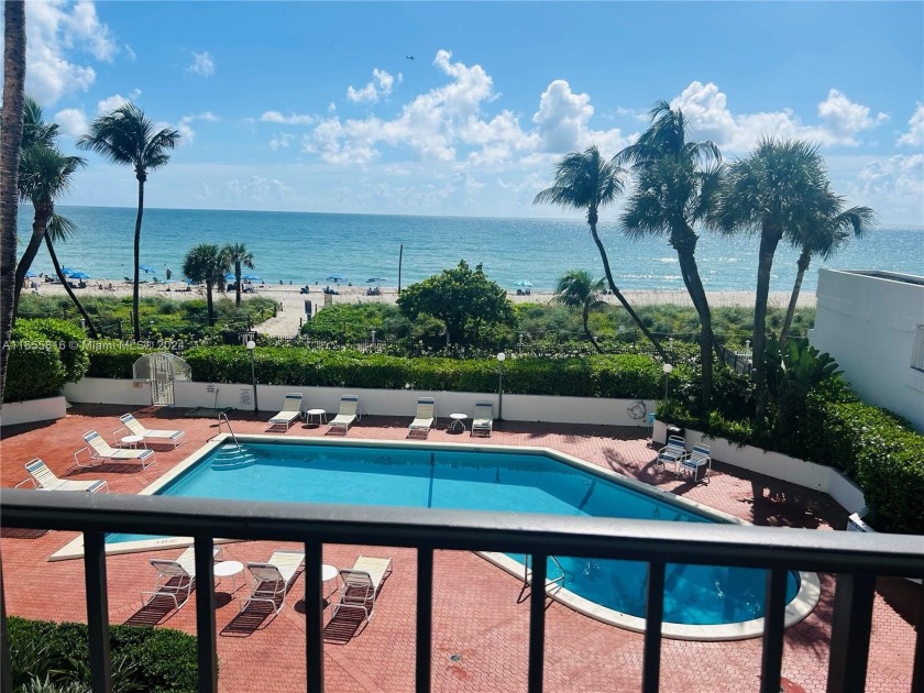 2 bedrooms/2 baths full  ocean view Unit,washer and dryer in - Beach Condo for sale in Miami Beach, Florida on Beachhouse.com