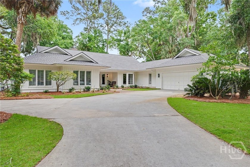 Fully renovated, custom-built home with stunning golf and lagoon - Beach Home for sale in Savannah, Georgia on Beachhouse.com