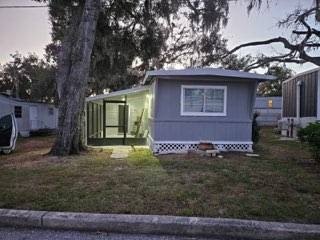 Home has been all redone inside, New flooring, new walls - Beach Home for sale in Riverview, Florida on Beachhouse.com