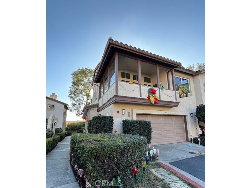 Welcome to this charming Rancho Santa Margarita Community of - Beach Townhome/Townhouse for sale in Rancho Santa Margarita, California on Beachhouse.com