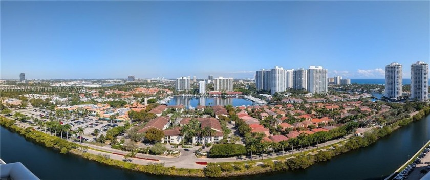 Beautifully updated 2bed/2bath condo, featuring a split-bedroom - Beach Condo for sale in Aventura, Florida on Beachhouse.com