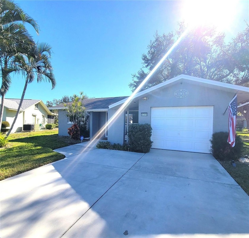 Showcasing pride in ownership! This charming and immaculate - Beach Home for sale in Clearwater, Florida on Beachhouse.com