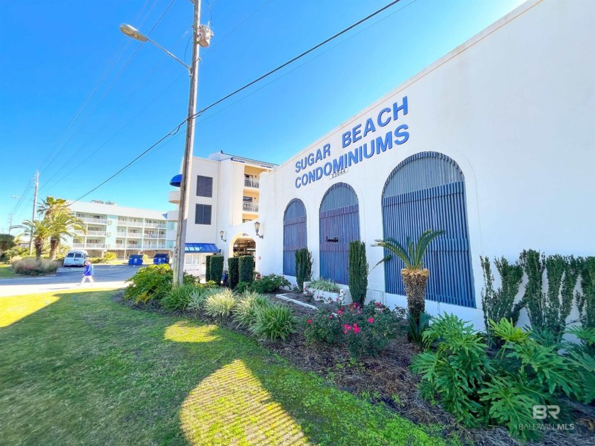 BEST VALUE IN SUGAR BEACH!!!  DON'T MISS OUT!  Sugar Beach Unit - Beach Home for sale in Orange Beach, Alabama on Beachhouse.com