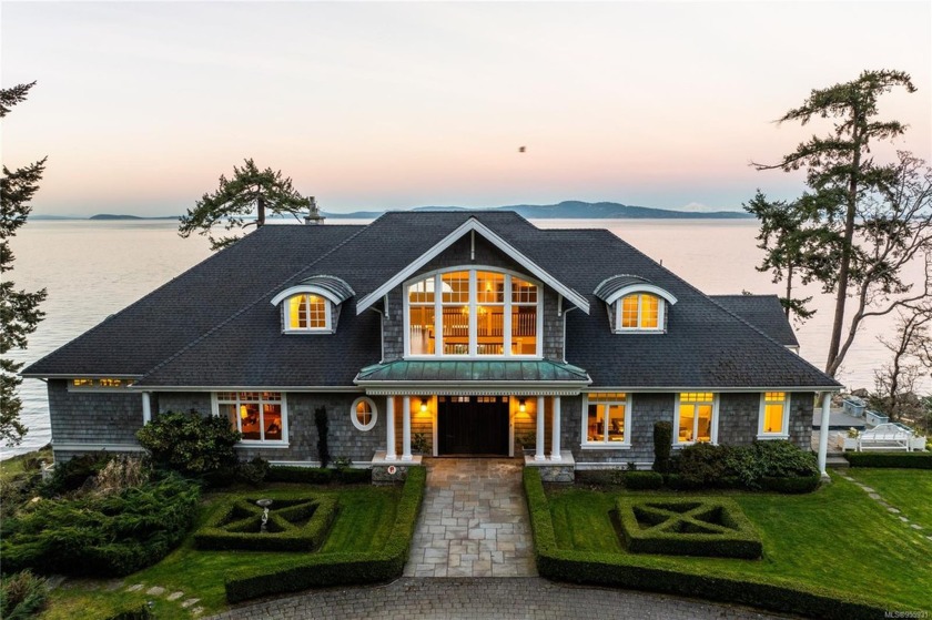 This private gated estate is truly spectacular. Architecturally - Beach Home for sale in Saanich,  on Beachhouse.com