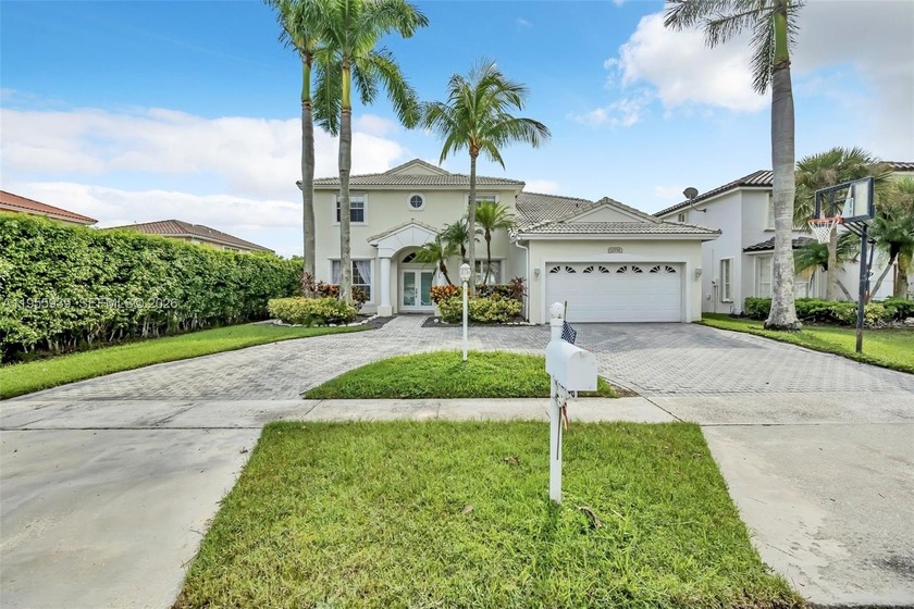 Welcome to this stunning 2-story, 5-bed, 3-bath home with a - Beach Home for sale in Boca Raton, Florida on Beachhouse.com