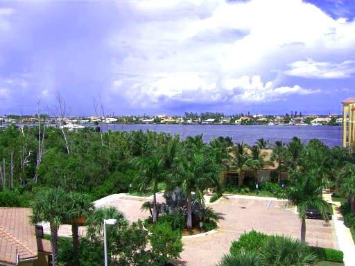 NO assessments! Intracoastal Penthouse Gated Community with - Beach Condo for sale in Hypoluxo, Florida on Beachhouse.com