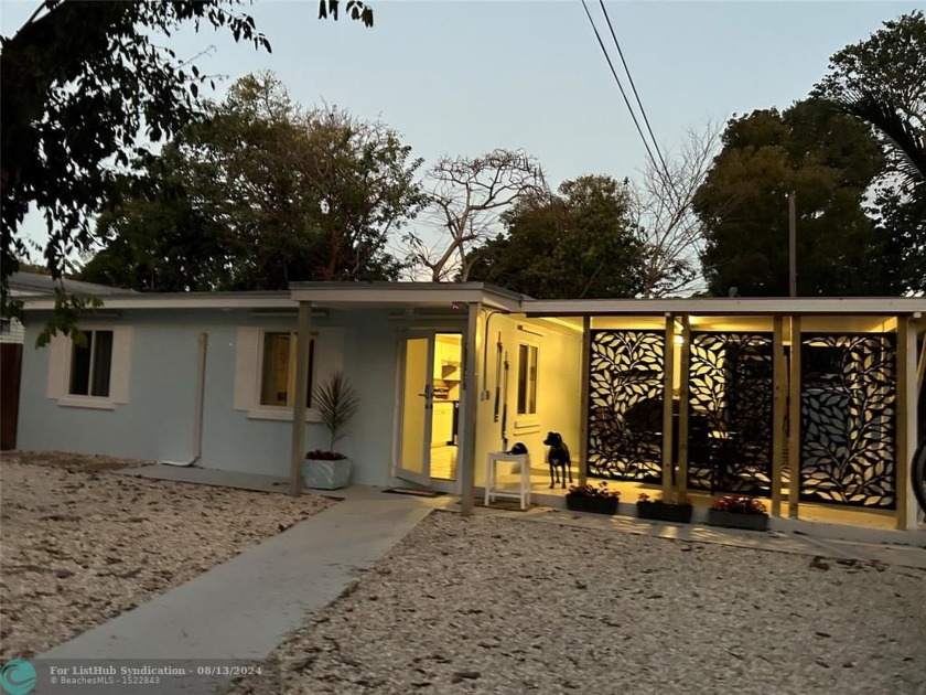 Welcome to Paradise. This beautiful renovated solid concrete - Beach Home for sale in Key Largo, Florida on Beachhouse.com