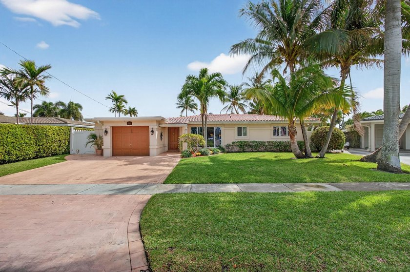 Discover your waterfront oasis! This stunning 3-bedroom, 2 - Beach Home for sale in Pompano Beach, Florida on Beachhouse.com