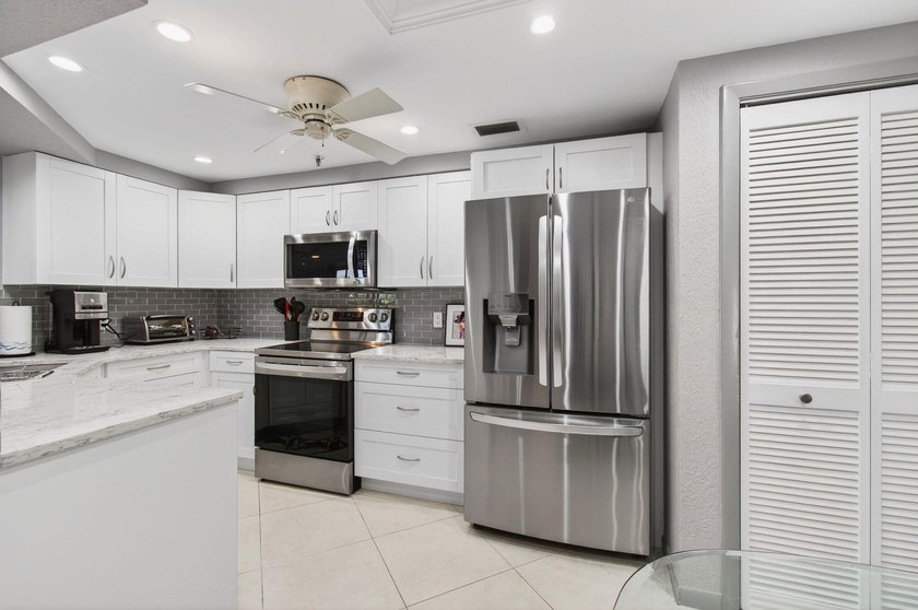 LOCATION, LOCATION, LOCATION THIS 2ND FLOOR CONDO IS THE LARGEST - Beach Condo for sale in Delray Beach, Florida on Beachhouse.com