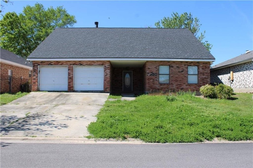 CALLING ALL INVESTORS!!! 3BR 2BA main house with a 2BR 1BA - Beach Home for sale in Slidell, Louisiana on Beachhouse.com