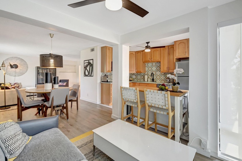 Beautifully furnished 1 bedroom 1.5 bathroom corner unit in - Beach Condo for sale in Boynton Beach, Florida on Beachhouse.com