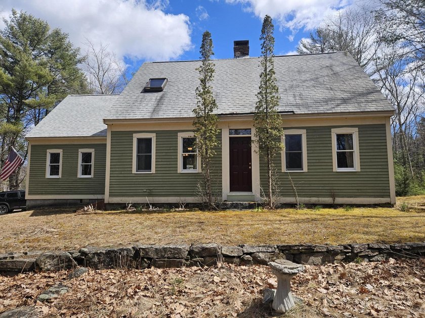 Nestled on 2.6 acres of wooded land with a Spring Lupine & - Beach Home for sale in Damariscotta, Maine on Beachhouse.com