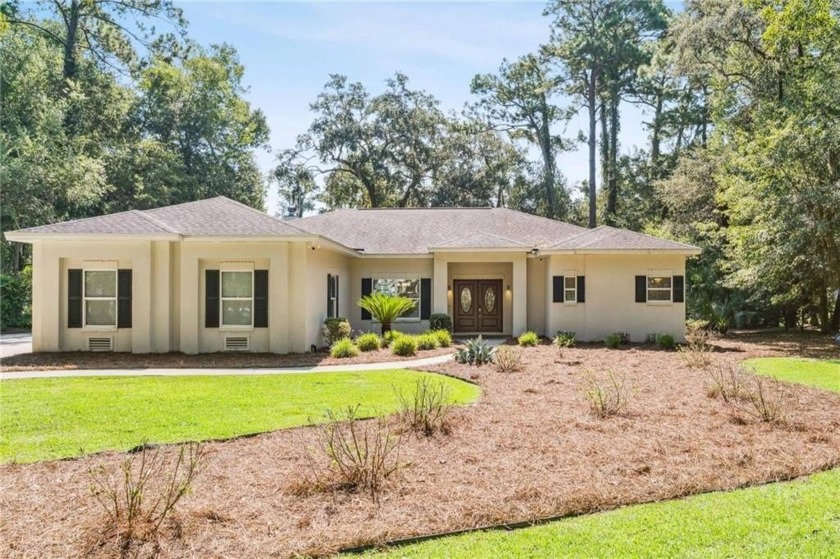 Step into timeless charm blended with modern conveniences in - Beach Home for sale in Saint Simons, Georgia on Beachhouse.com