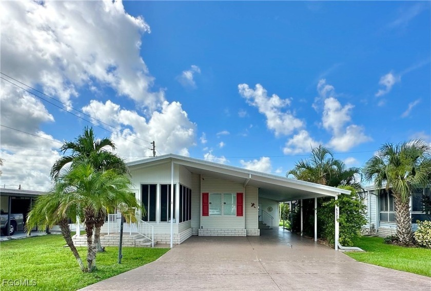 New Roof 2022 - Make this tropical oasis your little piece of - Beach Home for sale in Fort Myers, Florida on Beachhouse.com