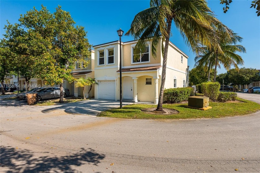 Located in the heart of Deerfield Beach, very close to an I95 - Beach Home for sale in Deerfield Beach, Florida on Beachhouse.com