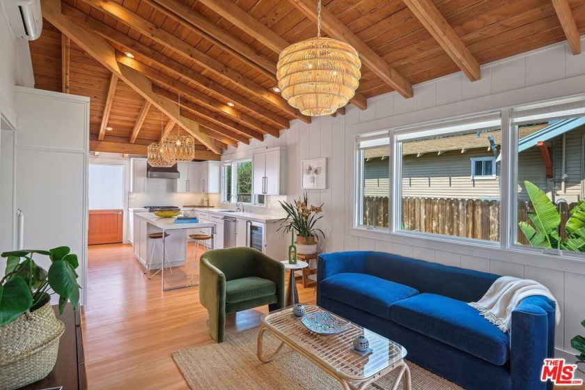 Impeccable craftsmanship meets modern luxury in this stunning - Beach Home for sale in Venice, California on Beachhouse.com
