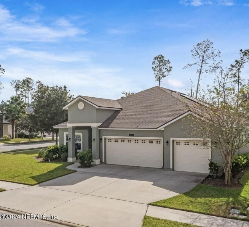 Nocatee, Corner Lot, THREE Car garage, FOUR bedrooms, THREE full - Beach Home for sale in Jacksonville, Florida on Beachhouse.com