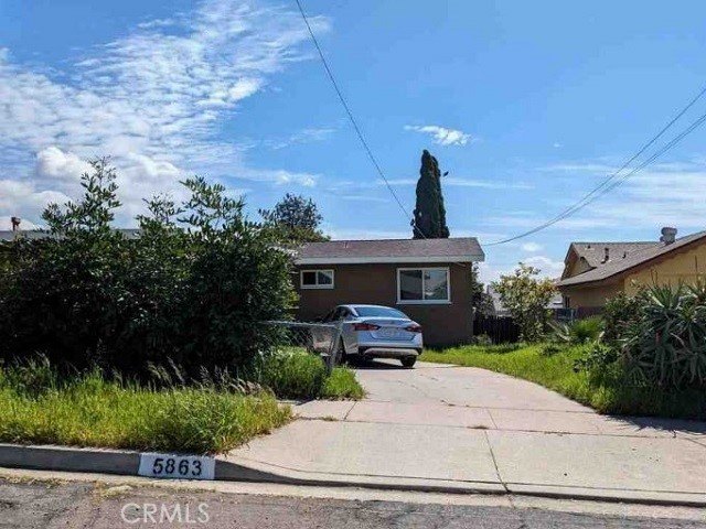 Spacious Ranch Awaits in Emerald Hill Estates: Unleash Your - Beach Home for sale in San Diego, California on Beachhouse.com