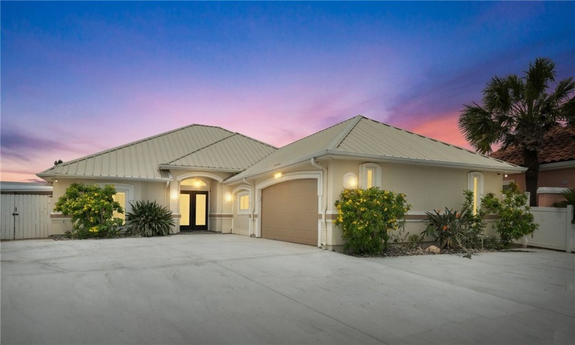 Furnished, Waterfront Dream Home with Modern Upgrades - 4 Bed, 3 - Beach Home for sale in Corpus Christi, Texas on Beachhouse.com