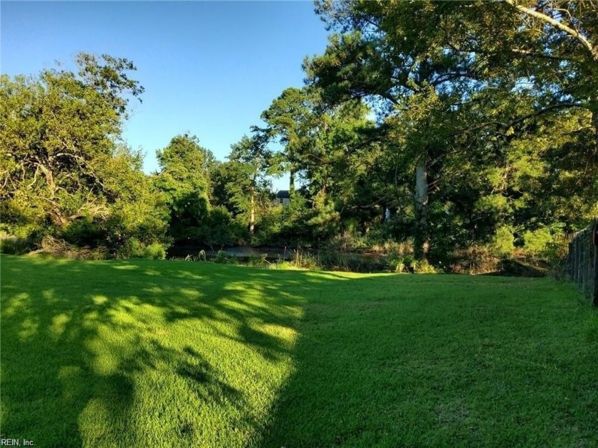 Great opportunity to own waterfront property in a quite - Beach Lot for sale in Portsmouth, Virginia on Beachhouse.com