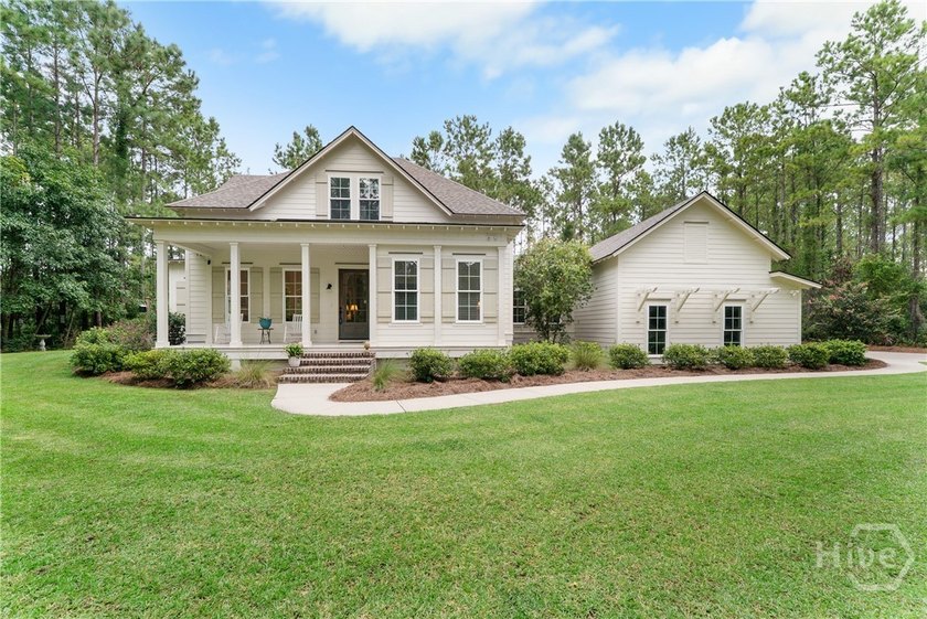 Sought after acreeage in south bryan county. custom cottage on - Beach Home for sale in Richmond Hill, Georgia on Beachhouse.com