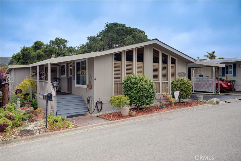 This beautiful home is centrally located in the Sea Oaks Mobile - Beach Home for sale in Los Osos, California on Beachhouse.com