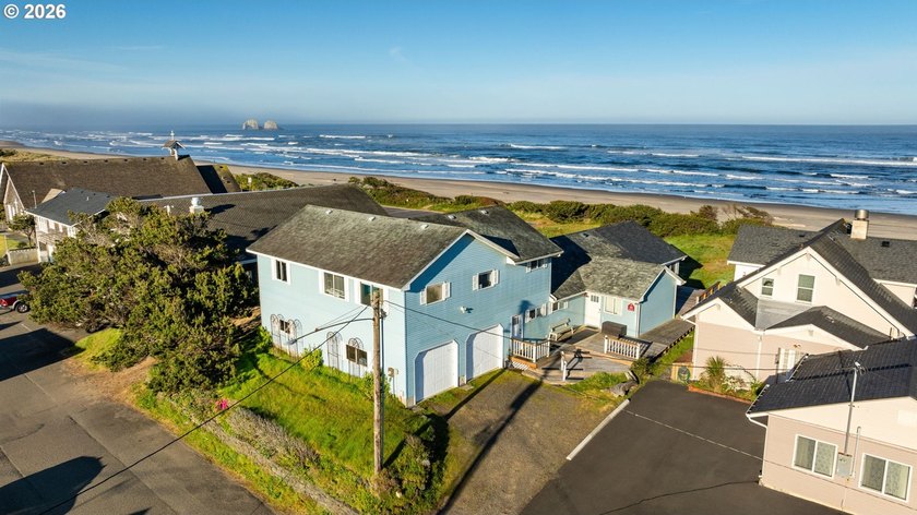 This rare oceanfront gem in the peaceful coastal town of - Beach Home for sale in Rockaway Beach, Oregon on Beachhouse.com