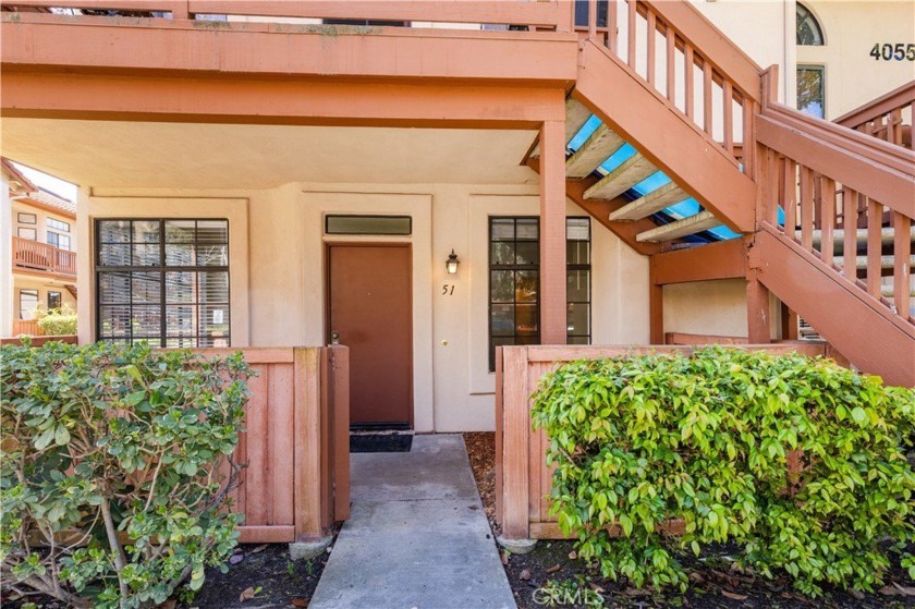 Corner end unit, ground level, turn key, no stairs in the - Beach Condo for sale in San Diego, California on Beachhouse.com