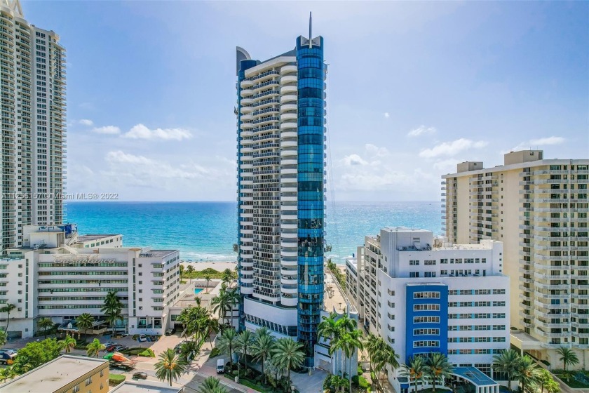 OCEANFRONT breathtaking view - Floor to celling glass to enjoy - Beach Condo for sale in Miami  Beach, Florida on Beachhouse.com