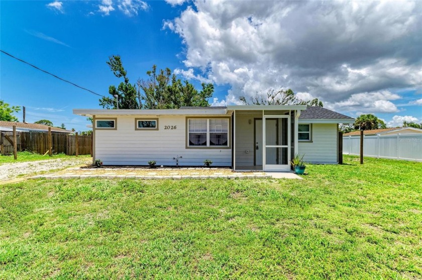Charming Florida Bungalow Beautifully  Completely Renovated to - Beach Home for sale in Englewood, Florida on Beachhouse.com