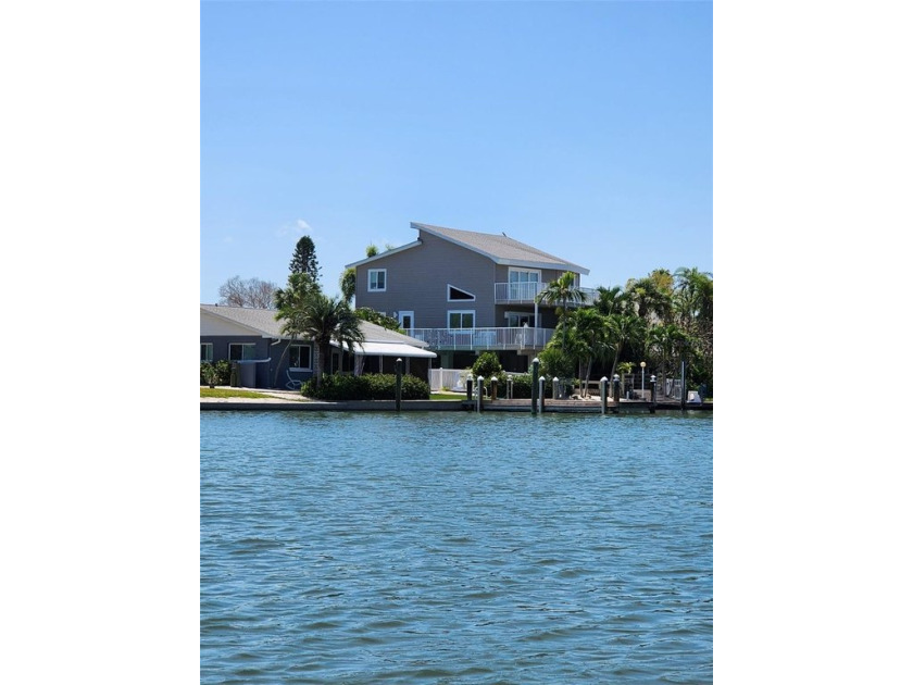A rare find!  This elevated 2,516 SF home has everything you - Beach Home for sale in Redington Shores, Florida on Beachhouse.com